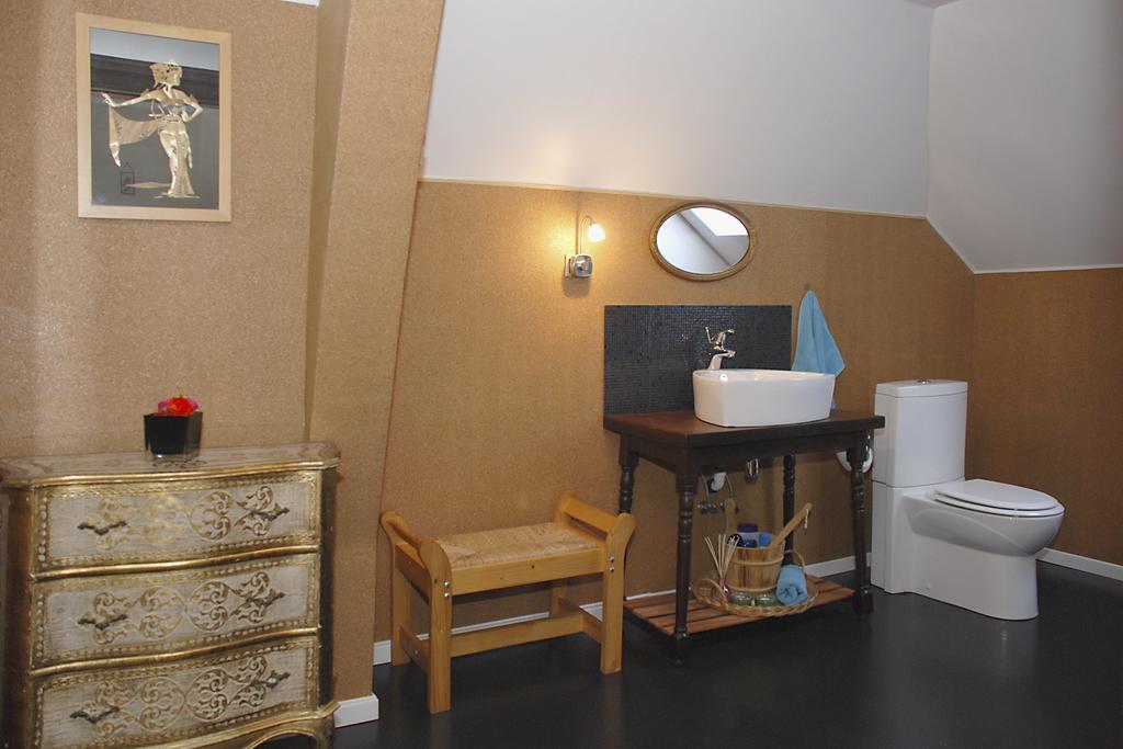B&B Golden Corner 24 Mechelen Exterior photo